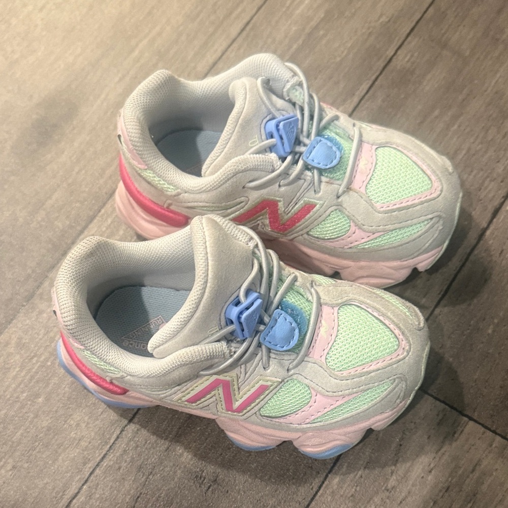 New Balance Kids Sneakers in Mint and Pink